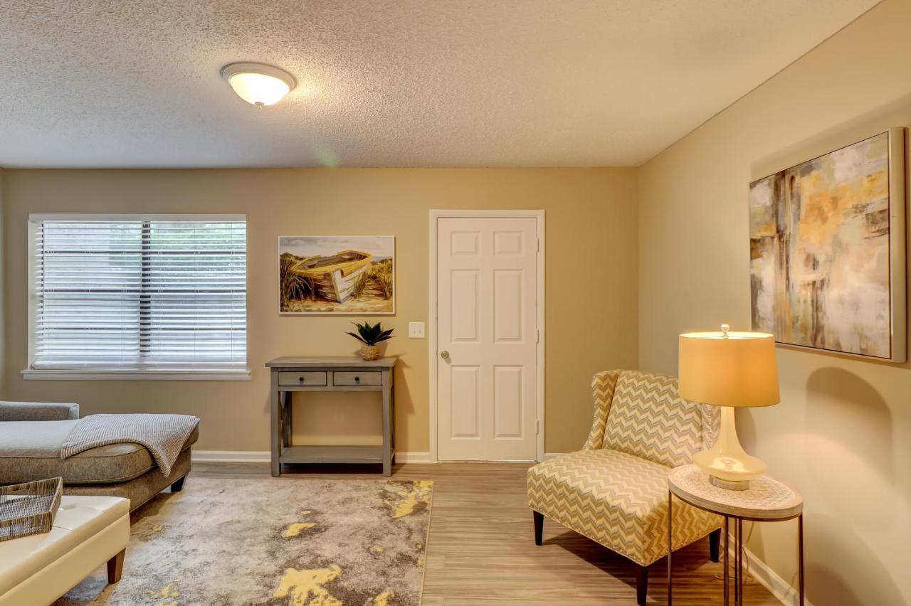 #111 Elaborate Condo Ideal Location 2Brm/2 Parking Hilton Head Island Eksteriør billede