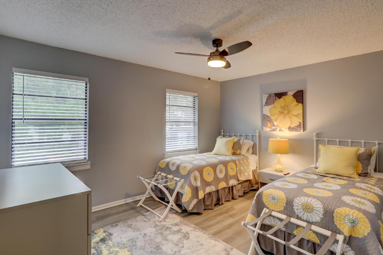 #111 Elaborate Condo Ideal Location 2Brm/2 Parking Hilton Head Island Eksteriør billede