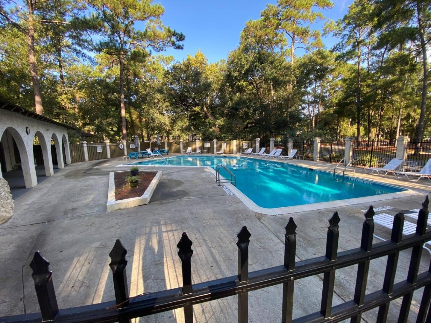 #111 Elaborate Condo Ideal Location 2Brm/2 Parking Hilton Head Island Eksteriør billede